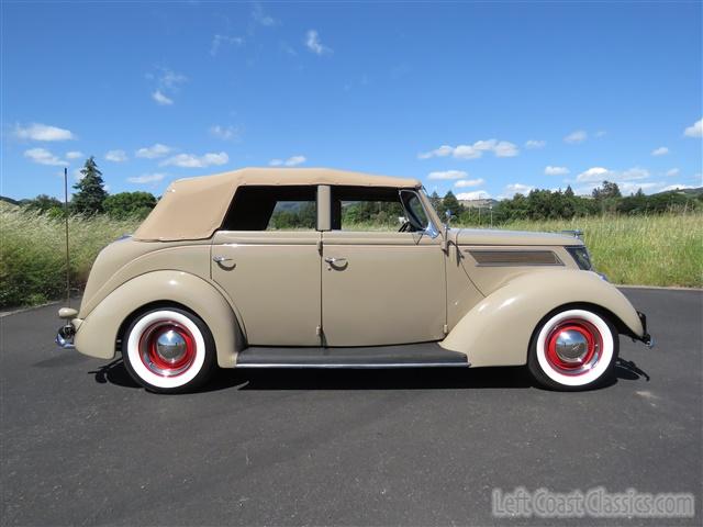 1937-ford-deluxe-convertible-251.jpg