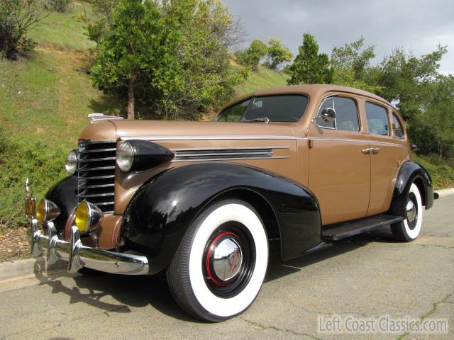 1937-oldsmobile-six-328.jpg