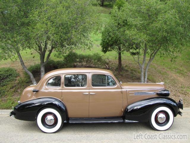 1937-oldsmobile-six-385.jpg