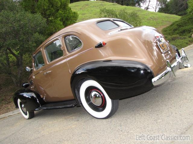 1937-oldsmobile-six-524.jpg