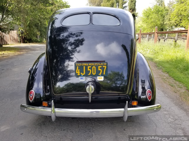 1939-ford-deluxe-015.jpg