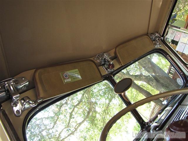 1940-ford-deluxe-convertible-133.jpg