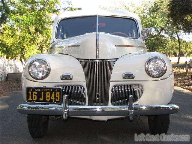 1941-ford-deluxe-005.jpg