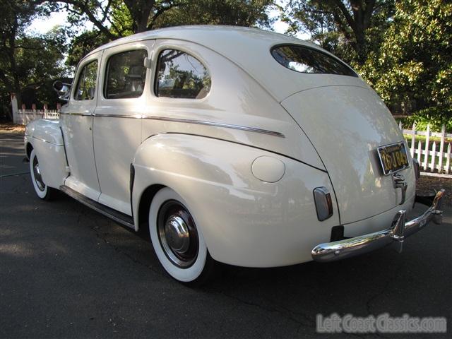 1941-ford-deluxe-028.jpg