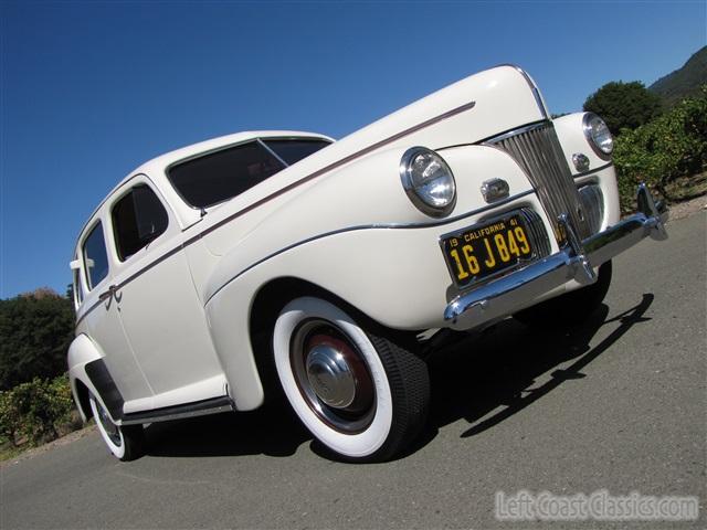1941-ford-deluxe-041.jpg
