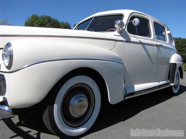 1941-ford-deluxe-045.jpg