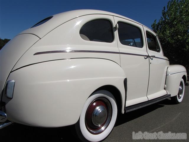 1941-ford-deluxe-051.jpg