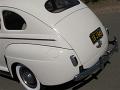1941-ford-deluxe-059
