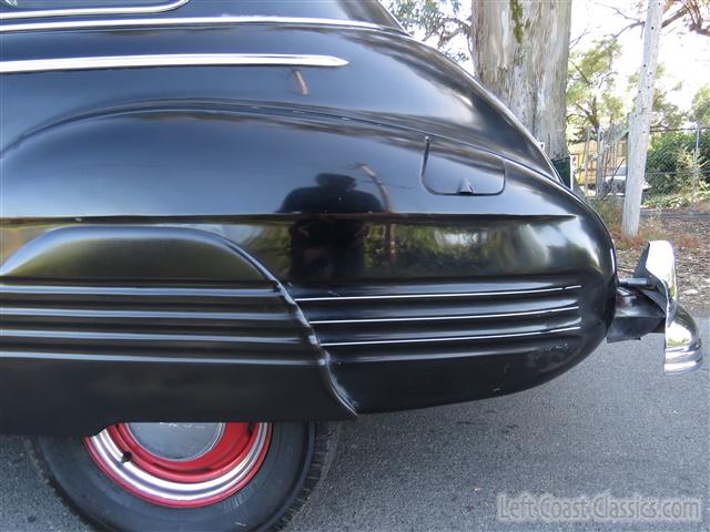 1941-pontiac-deluxe-torpedo-073.jpg