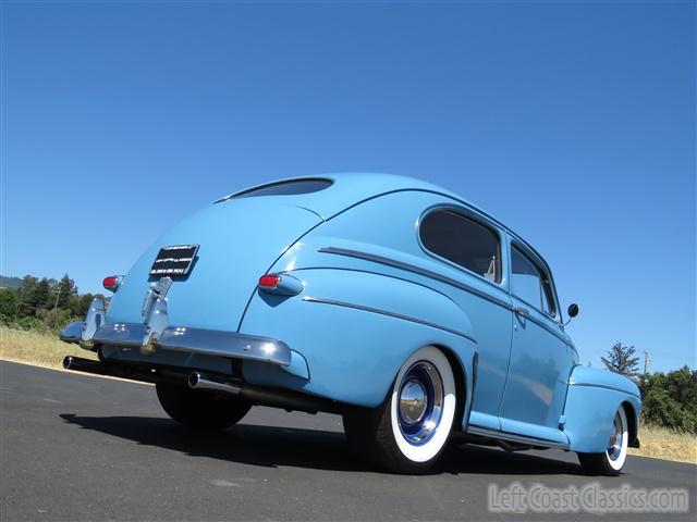 1942-ford-super-deluxe-031.jpg