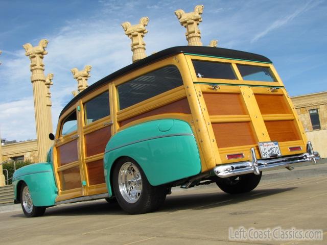 1942-ford-woody-wagon-880.jpg