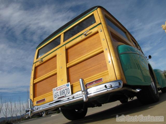 1942-ford-woody-wagon-888.jpg