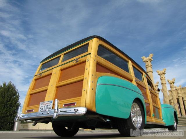 1942-ford-woody-wagon-897.jpg