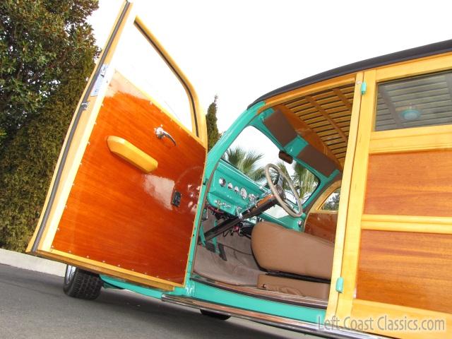 1942-ford-woody-wagon-988.jpg