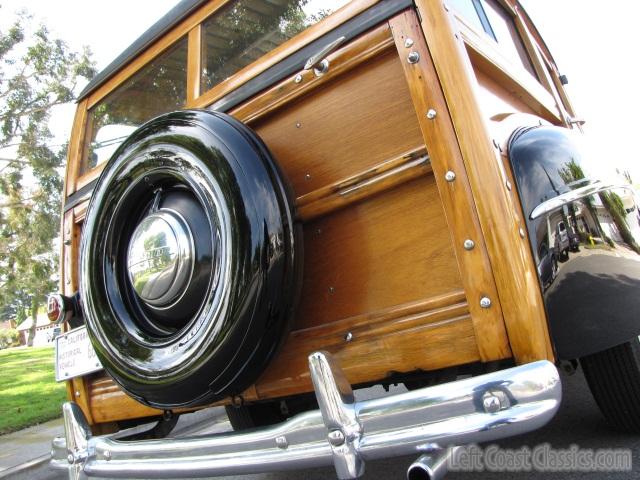 1947-ford-super-deluxe-woody-314.jpg