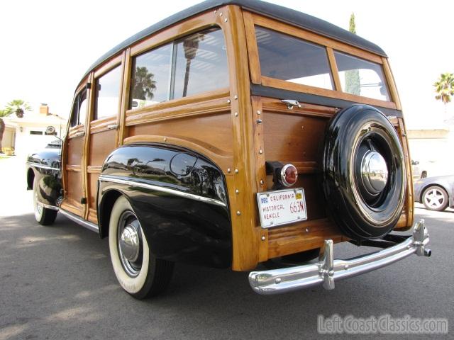 1947-ford-super-deluxe-woody-333.jpg