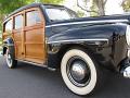 1947-ford-super-deluxe-woody-341