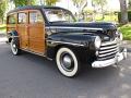 1947-ford-super-deluxe-woody-360