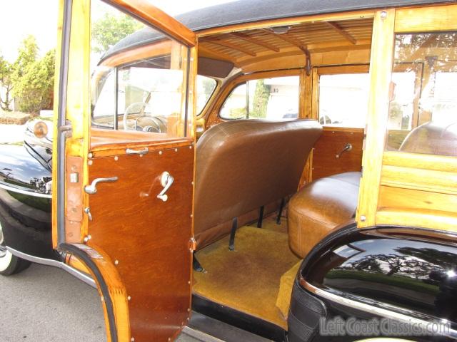 1947-ford-super-deluxe-woody-202.jpg