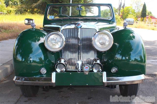 1947-triumph-1800-001.jpg