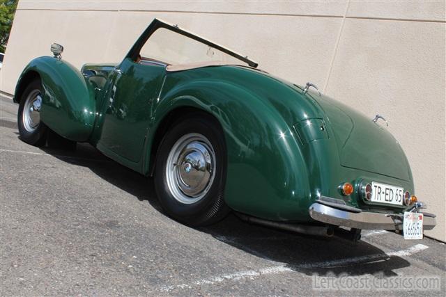 1947-triumph-1800-021.jpg