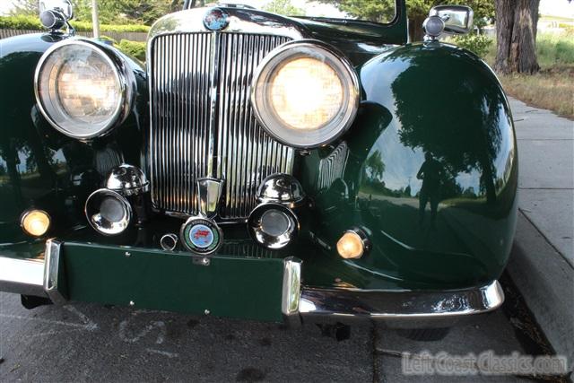 1947-triumph-1800-079.jpg