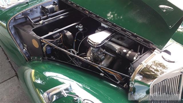 1947-triumph-1800-132.jpg