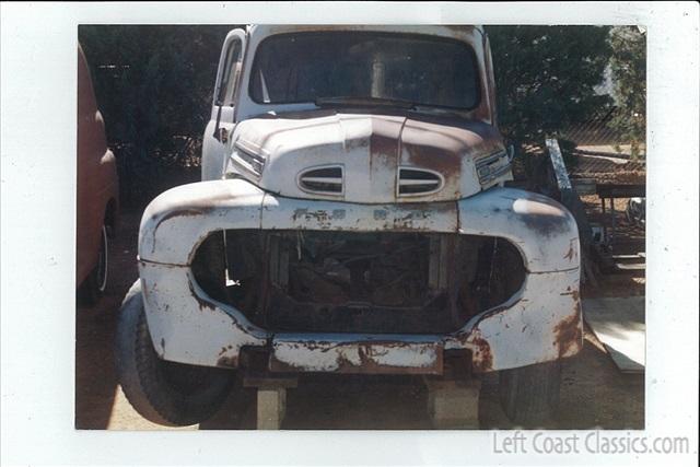 1948-ford-sedan-delivery-001.jpg