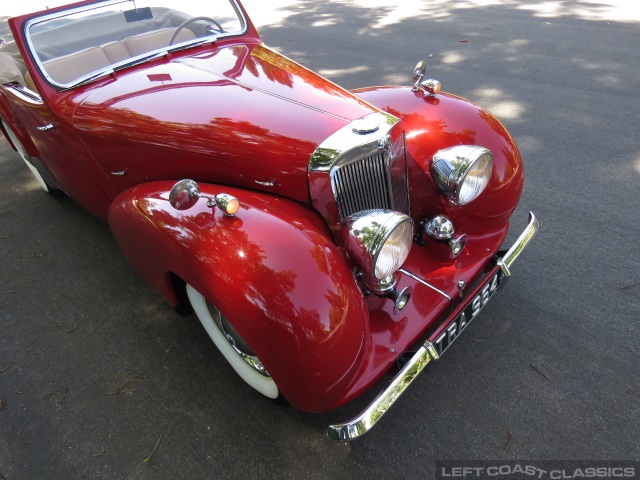 1949-triumph-2000-100.jpg