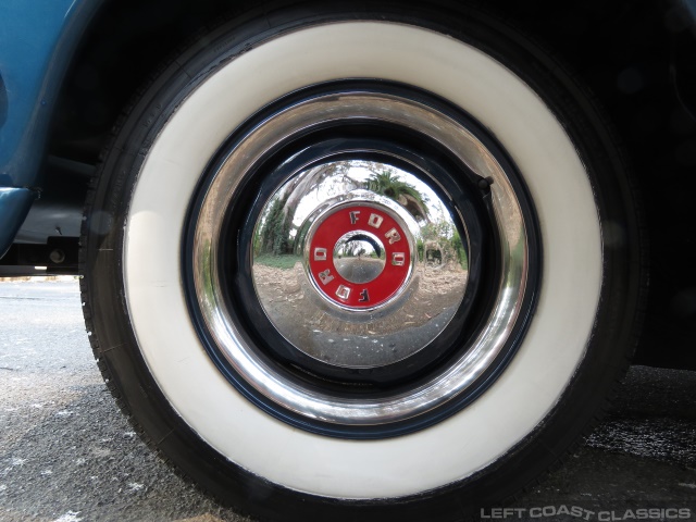 1950-ford-custom-shoebox-076.jpg
