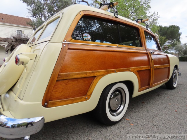 1950-ford-woody-wagon-097.jpg