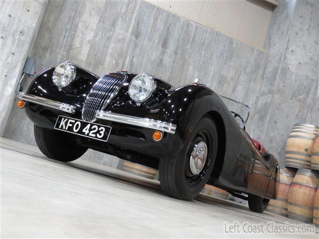 1952-jaguar-xk120-ots-031.jpg