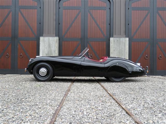 1952-jaguar-xk120-ots-040.jpg