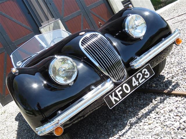 1952-jaguar-xk120-ots-123.jpg