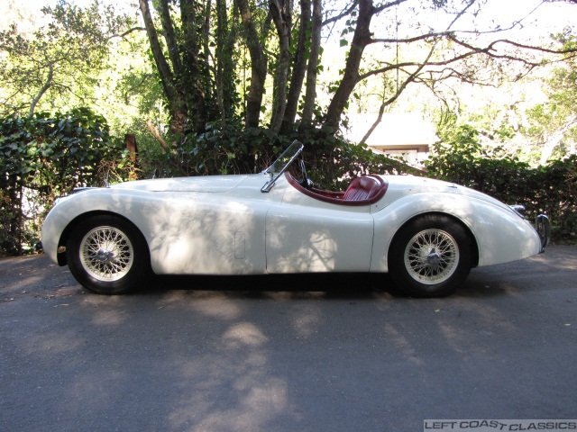 1952-jaguar-xk120-ots-025.jpg