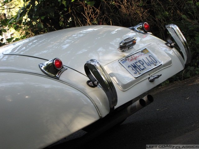 1952-jaguar-xk120-ots-045.jpg