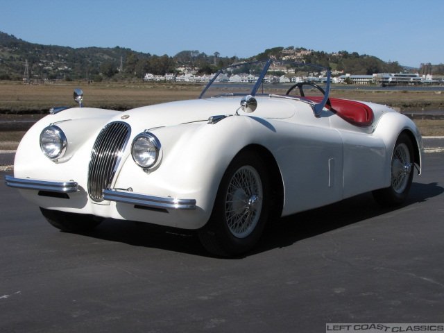 1952-jaguar-xk120-ots-081.jpg