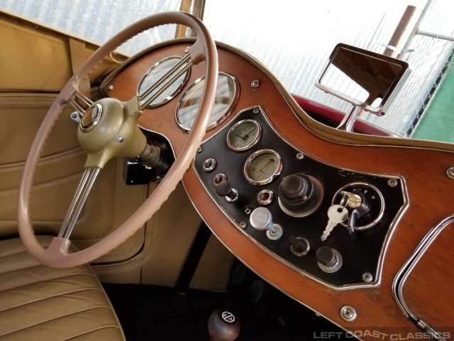 1953-mg-td-roadster-130.jpg