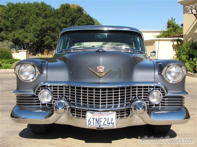 1954-cadillac-fleetwood-001.jpg