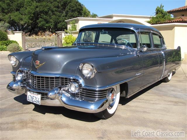 1954-cadillac-fleetwood-006.jpg