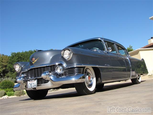 1954-cadillac-fleetwood-009.jpg