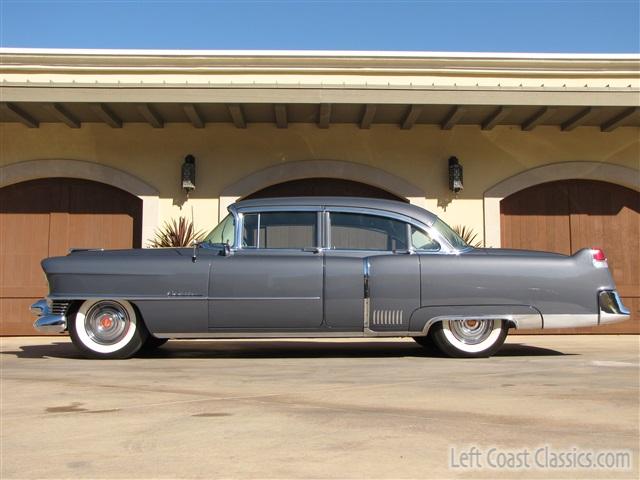 1954-cadillac-fleetwood-018.jpg