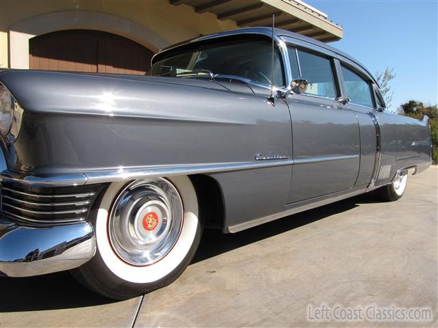 1954-cadillac-fleetwood-067.jpg