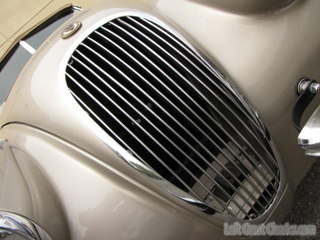 1954-jaguar-xk-120-584.jpg