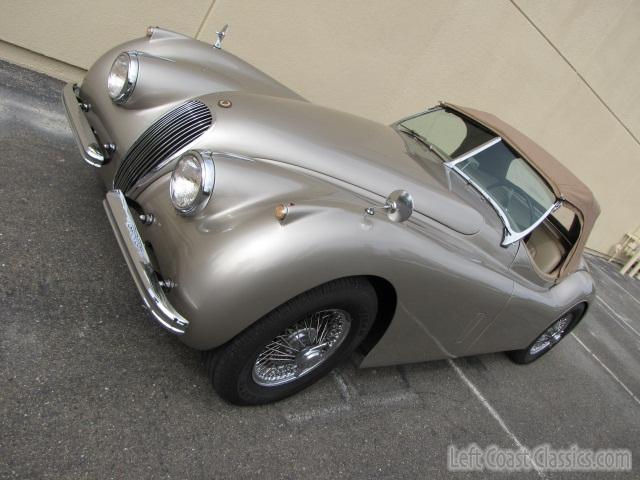 1954-jaguar-xk-120-680.jpg