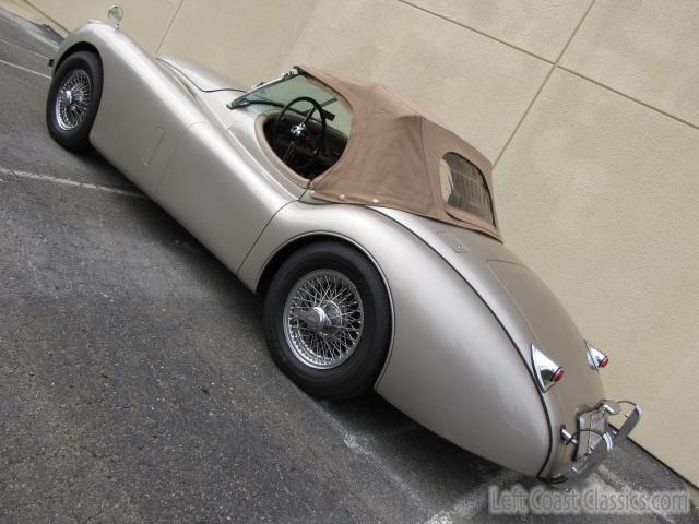 1954-jaguar-xk-120-681.jpg