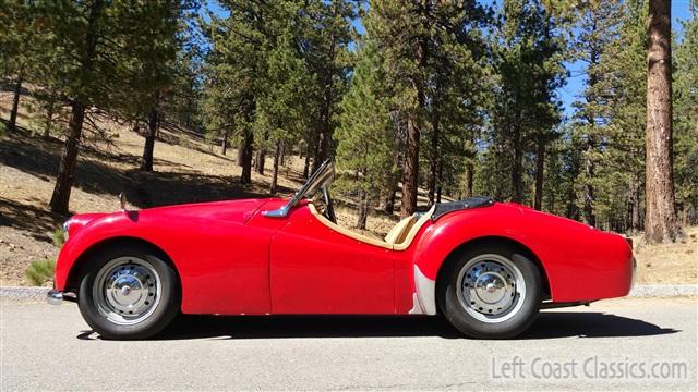 1954-triumph-tr2-roadster-018.jpg