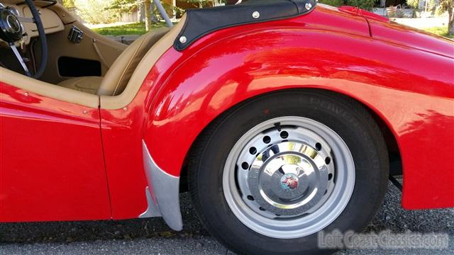 1954-triumph-tr2-roadster-080.jpg