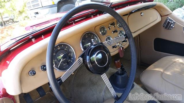 1954-triumph-tr2-roadster-115.jpg