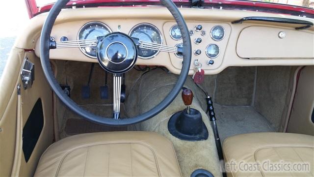 1954-triumph-tr2-roadster-118.jpg